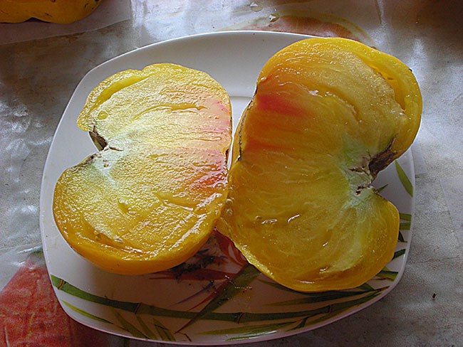 Семена:Томат Большой Лимонный Оксхард /Huge Lemon Oxheart/Лимонное бычье сердце/США